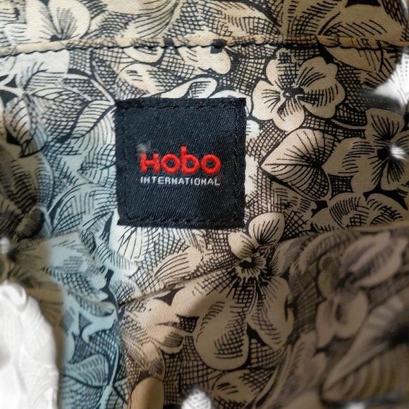 HOBO Tan Shoulder Bag - Picture 10 of 11